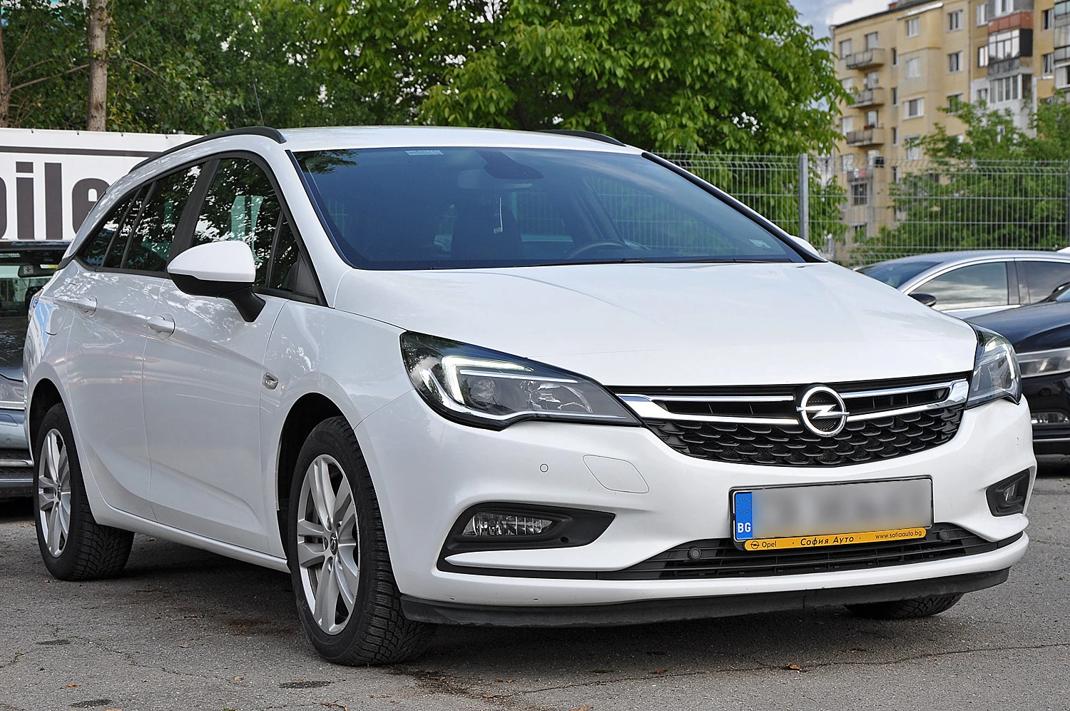 Opel Astra 1.4 Turbo - изображение 3