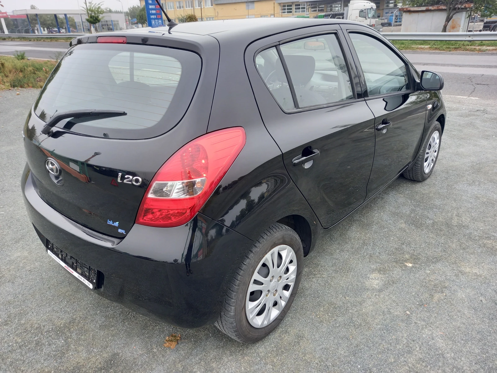 Hyundai I20 1.3 КЛИМА ТОП - изображение 5