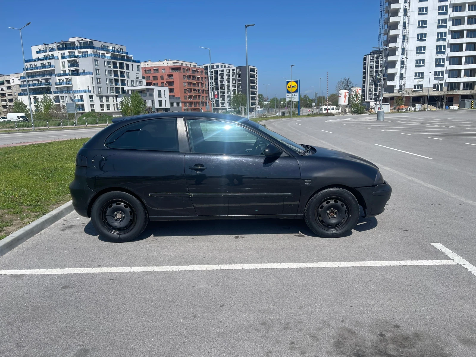 Seat Ibiza 1.4i 101HP РЕГИСТРИРАНА И ОБСЛУЖЕНА  - изображение 5