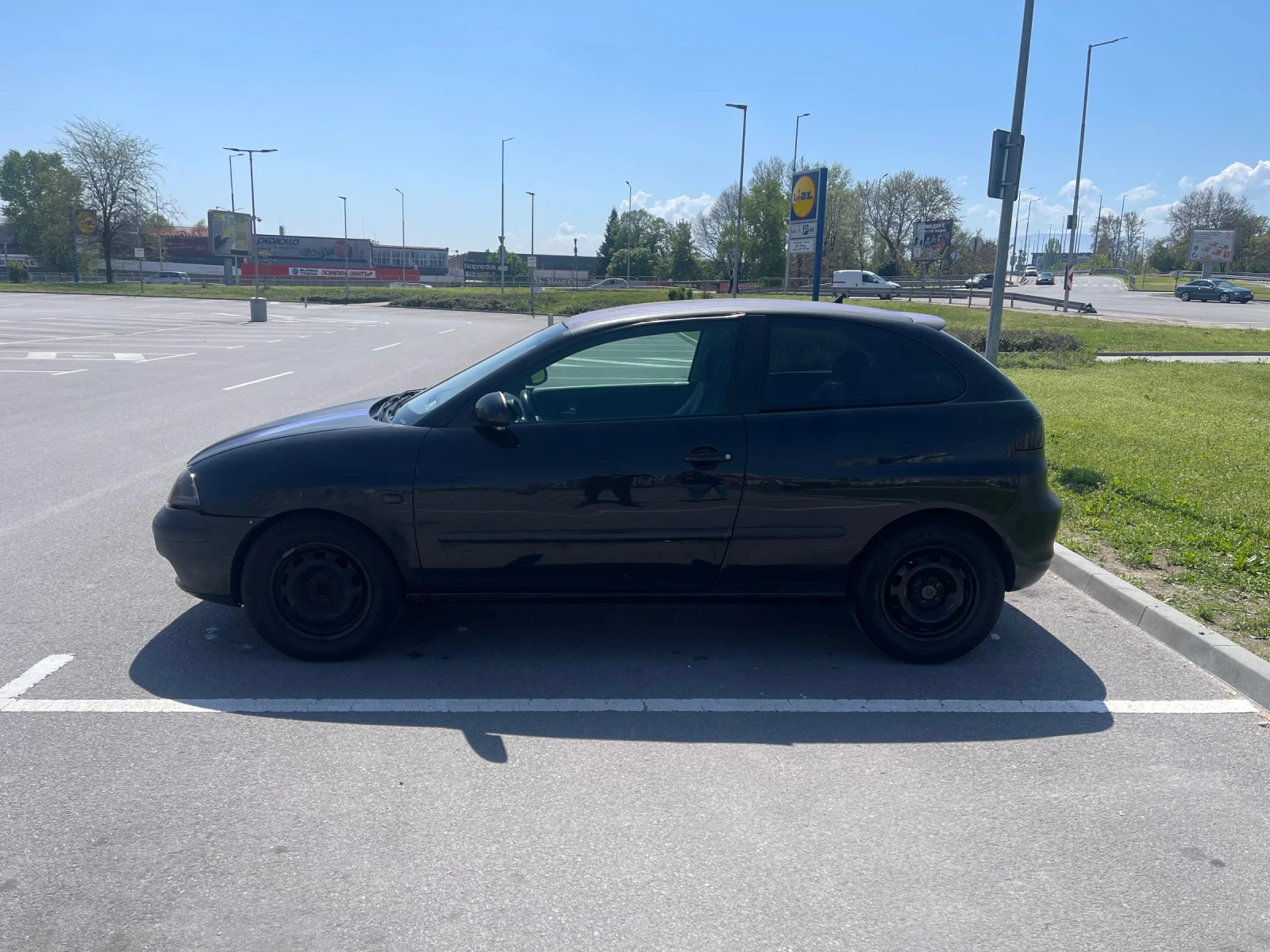 Seat Ibiza 1.4i 101HP РЕГИСТРИРАНА И ОБСЛУЖЕНА  - изображение 2