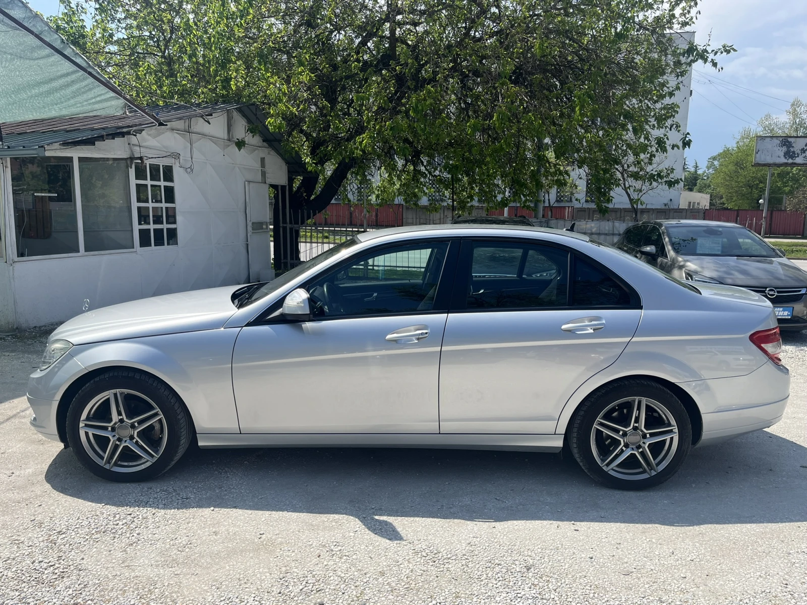 Mercedes-Benz C 180 1.8 - Бензин - изображение 3
