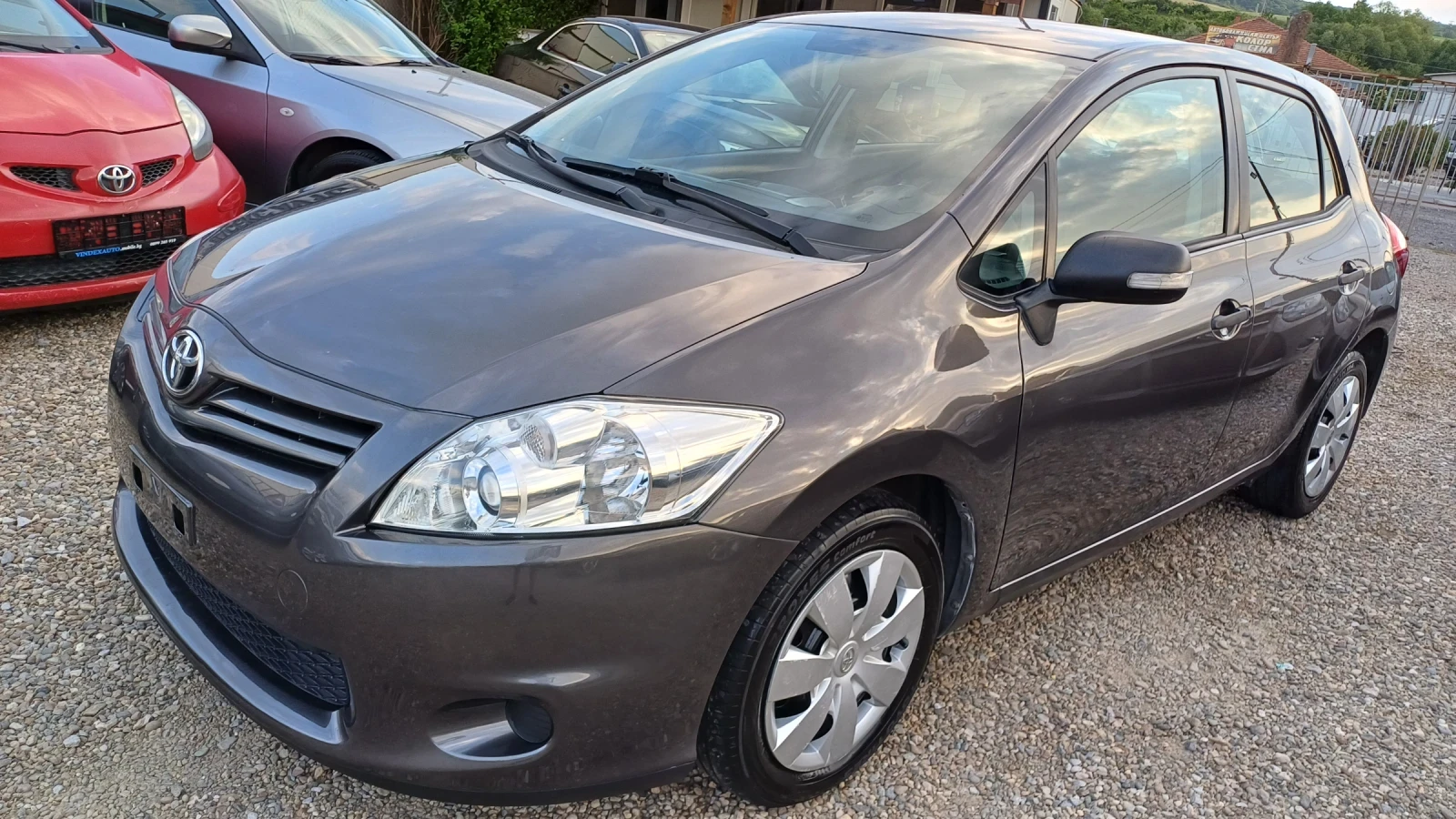 Toyota Auris 1.33 VVT-I - изображение 9