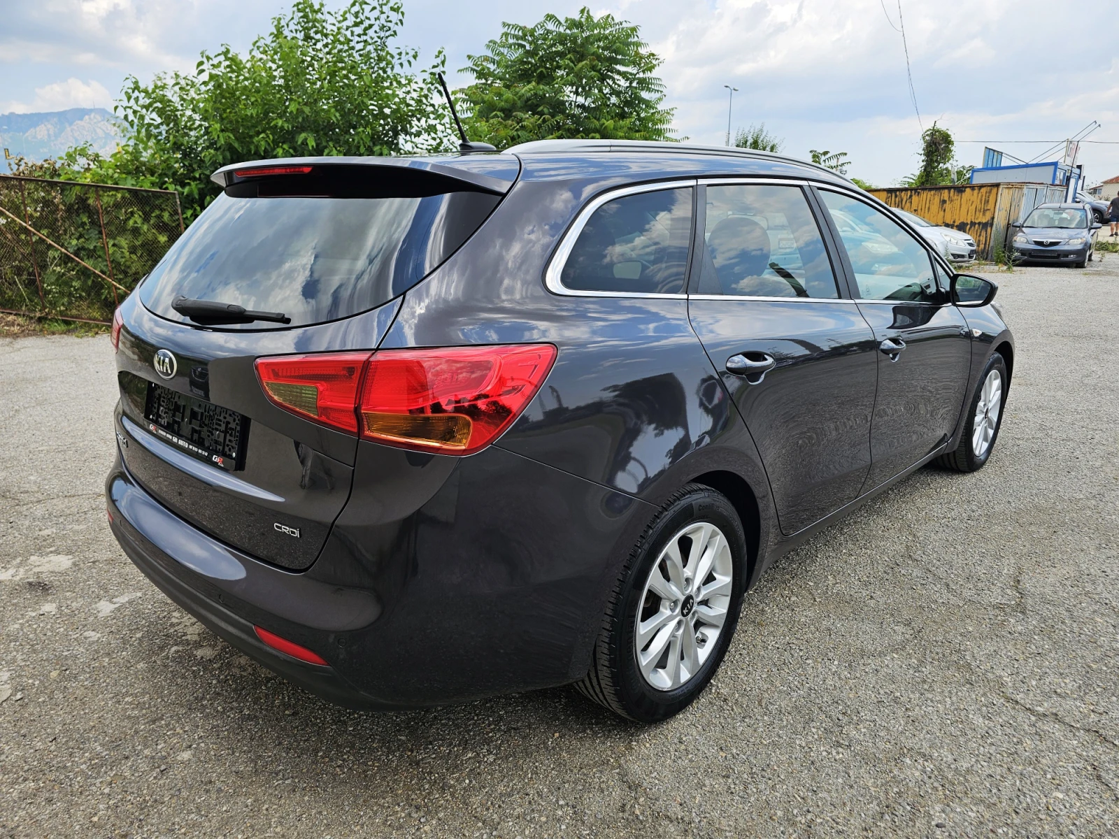Kia Ceed 1.6 CRDI* NAVI* PANORAMA - изображение 7