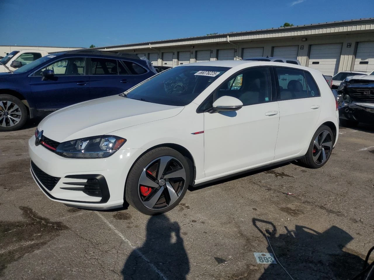 VW Golf GTI 2.0T S Ръчни скорости | Mobile.bg — изображение 1