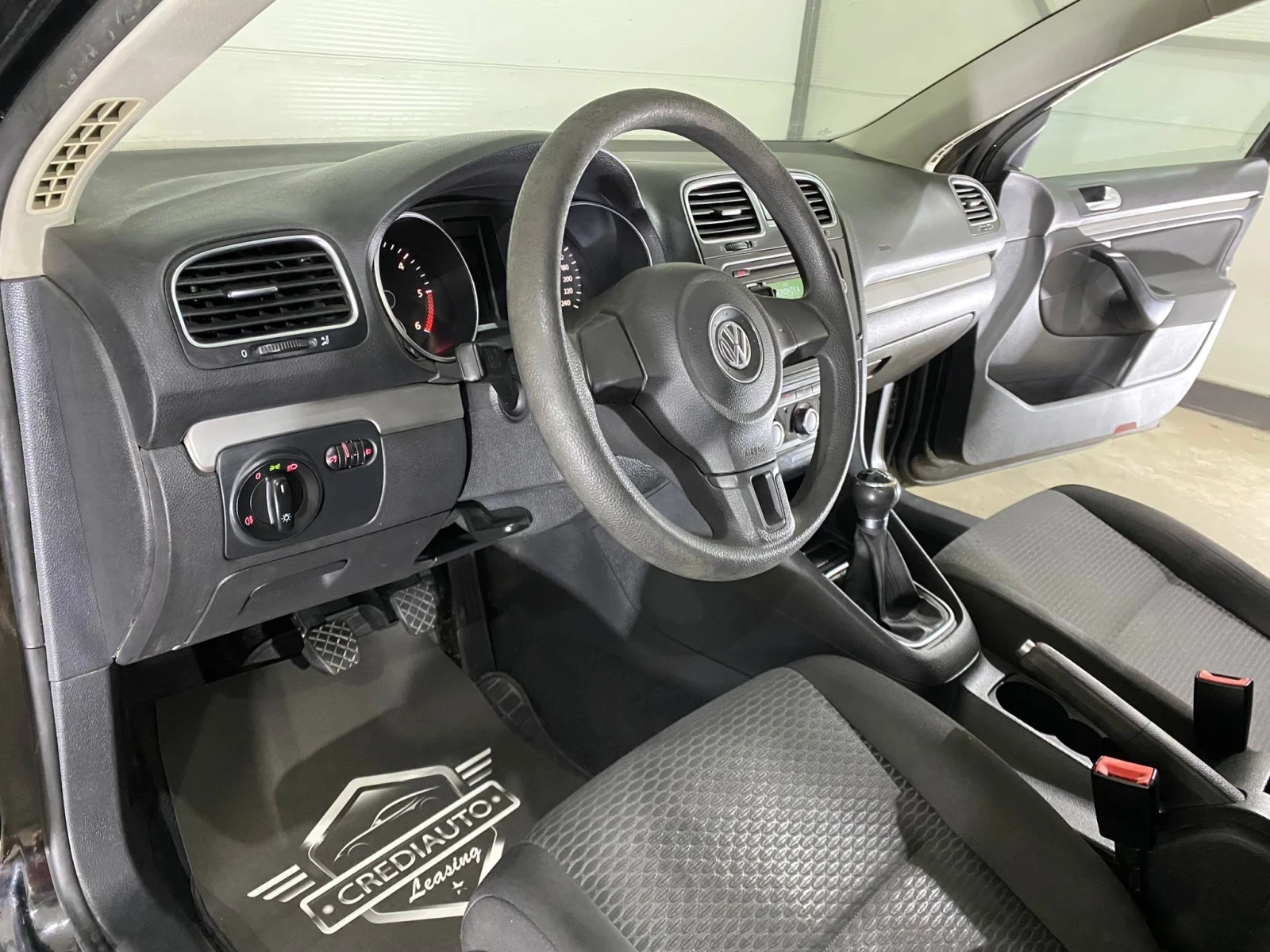 VW Golf Variant  - изображение 7