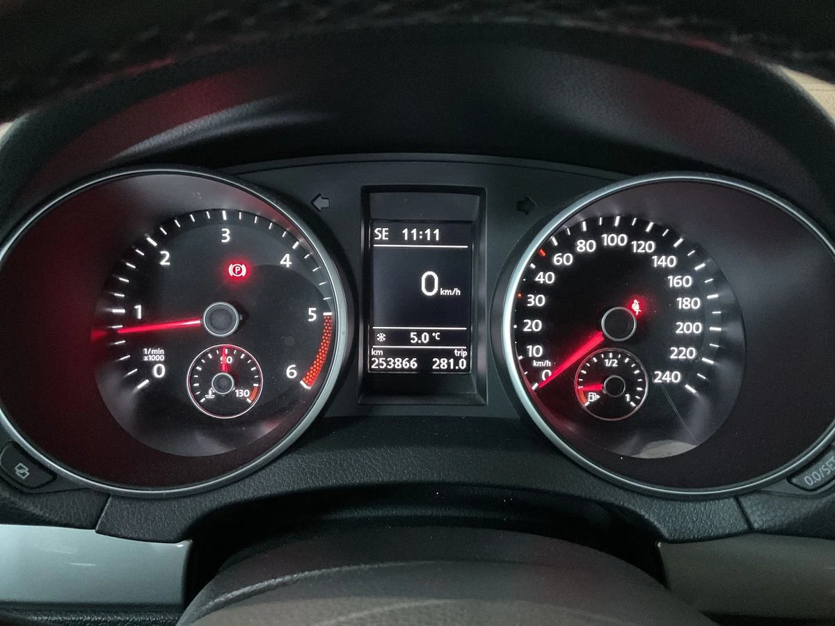 VW Golf 6* LED* NAVI* MULTI* KEYLESS* AEZ* SERVICE - изображение 4