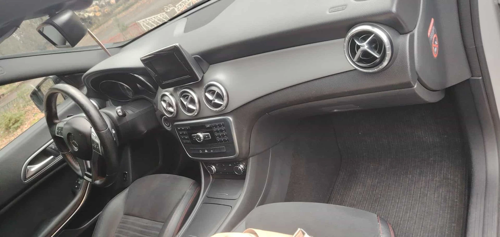 Mercedes-Benz CLA  - изображение 6