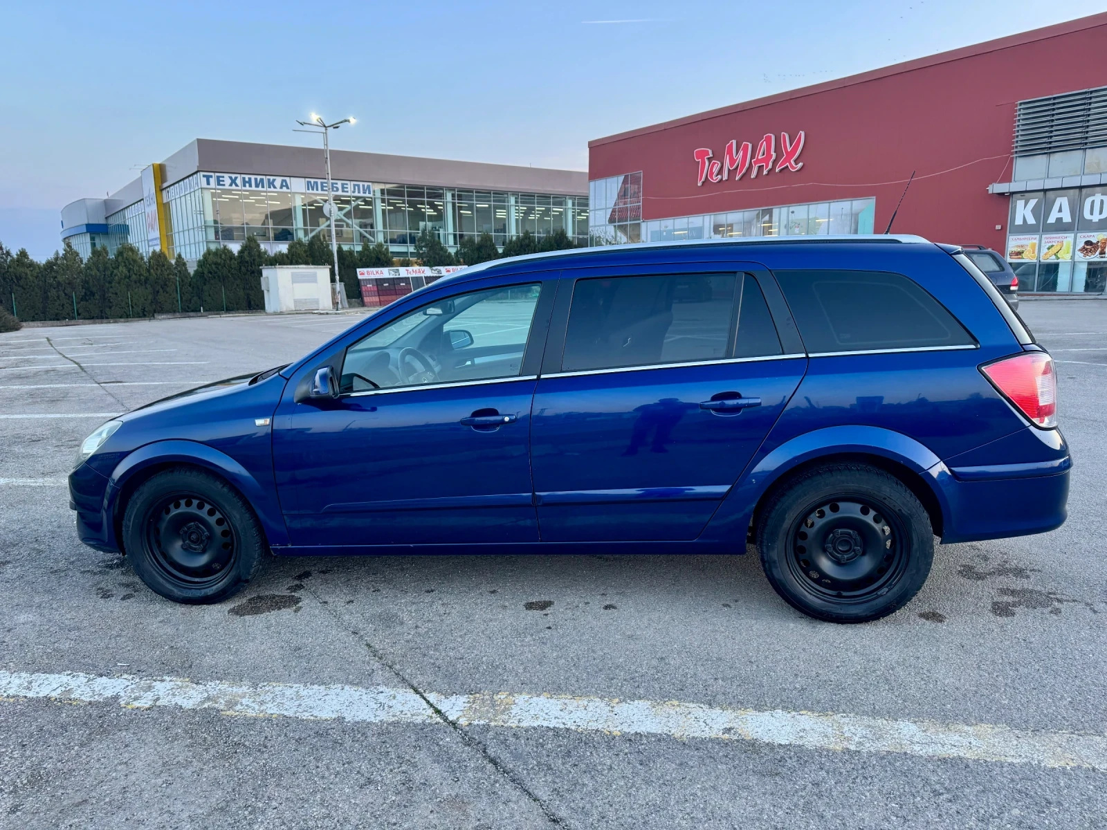 Opel Astra 1.6 Station Wagon, снимка 4 - Автомобили и джипове - 53707640