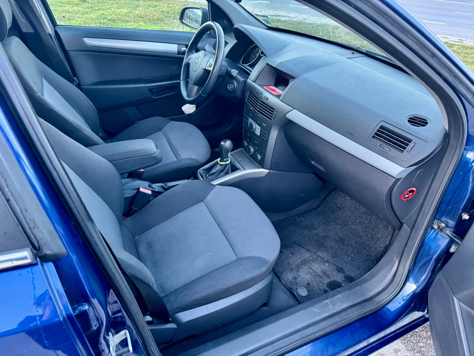 Opel Astra 1.6 Station Wagon, снимка 9 - Автомобили и джипове - 53707640