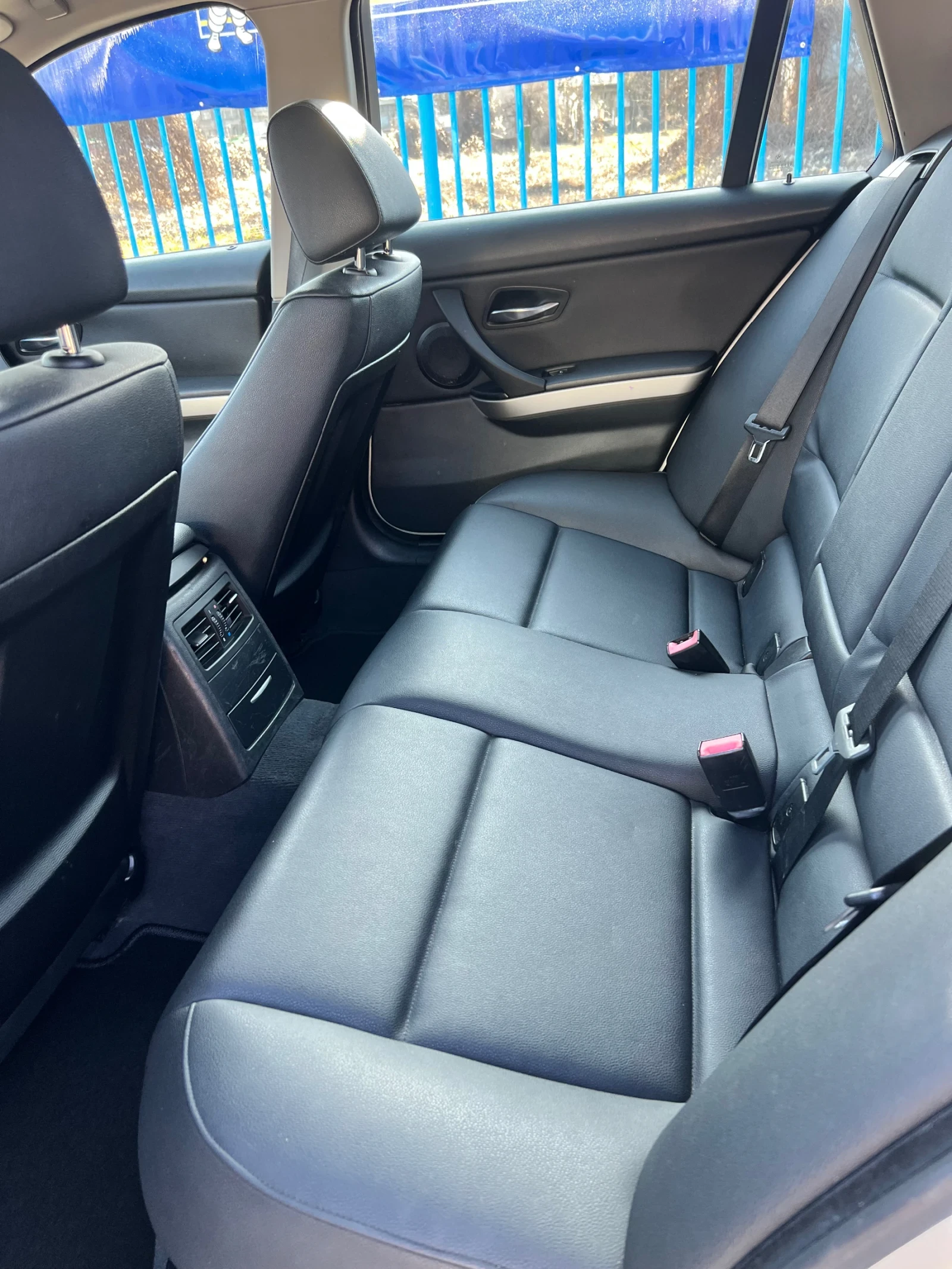 BMW 320 2.0 163, снимка 13 - Автомобили и джипове - 53801311