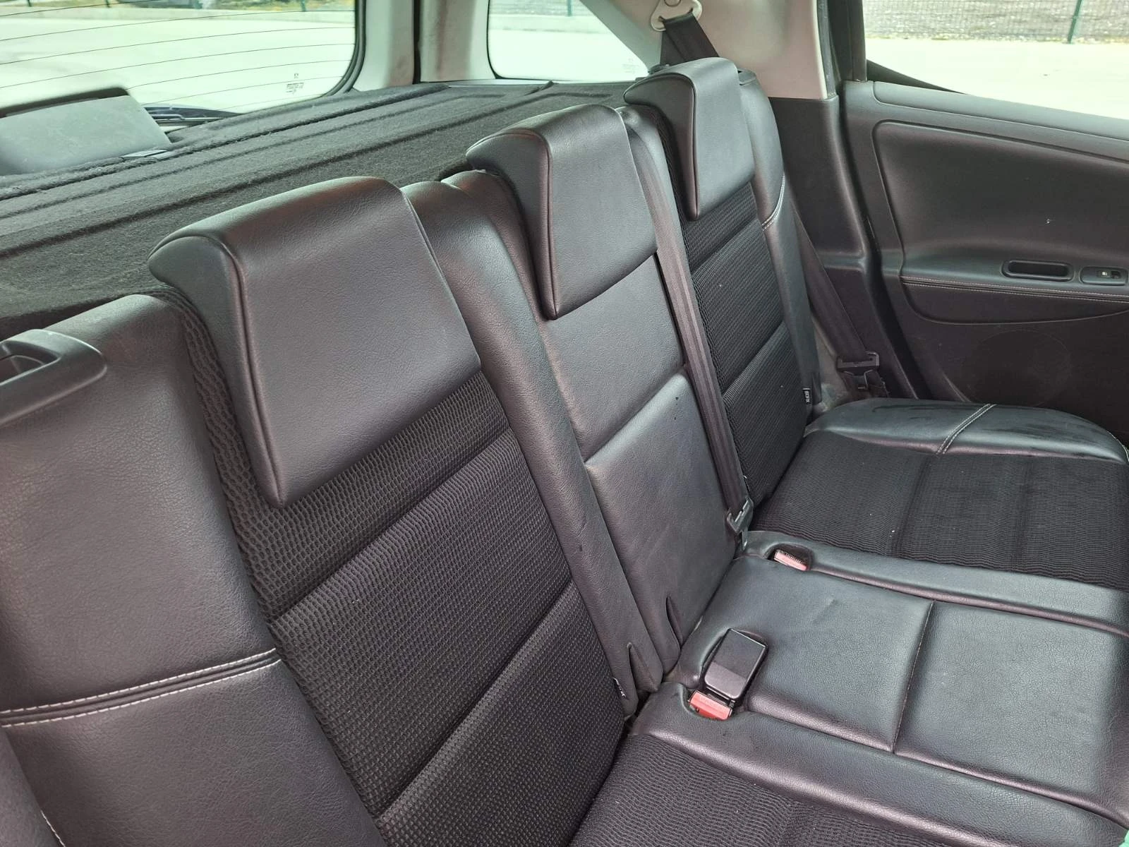 Peugeot 207 SW, снимка 10 - Автомобили и джипове - 54015933