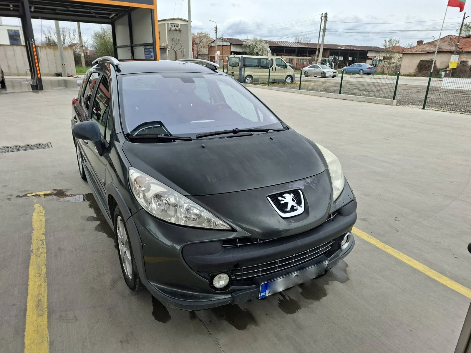 Peugeot 207 SW, снимка 3 - Автомобили и джипове - 54015933