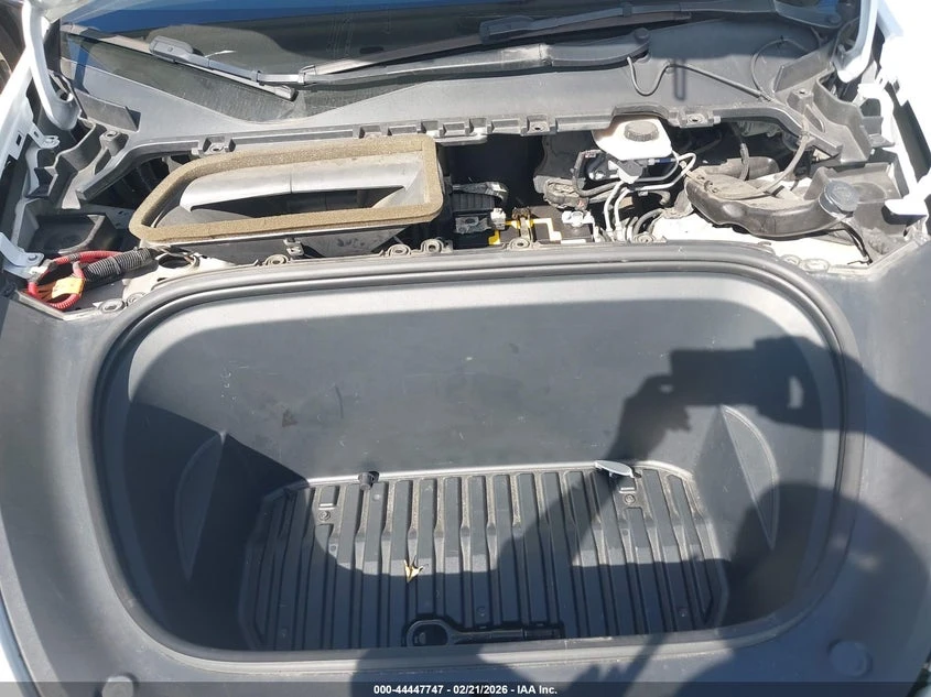 Tesla Model Y Long Range AWD, снимка 10 - Автомобили и джипове - 54169773