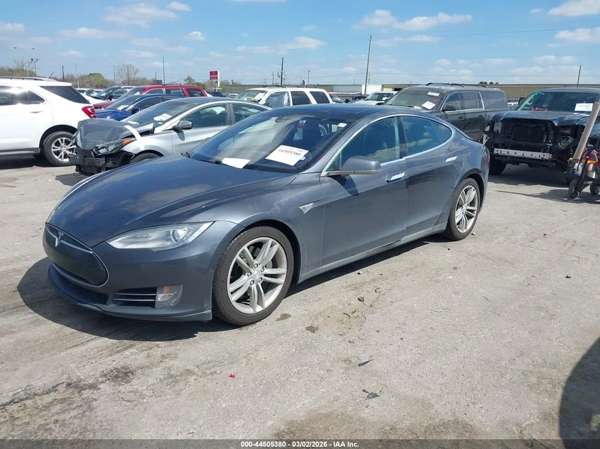 Tesla Model S AWD 85D * Kрайна цена до БГ* , снимка 2 - Автомобили и джипове - 54241022