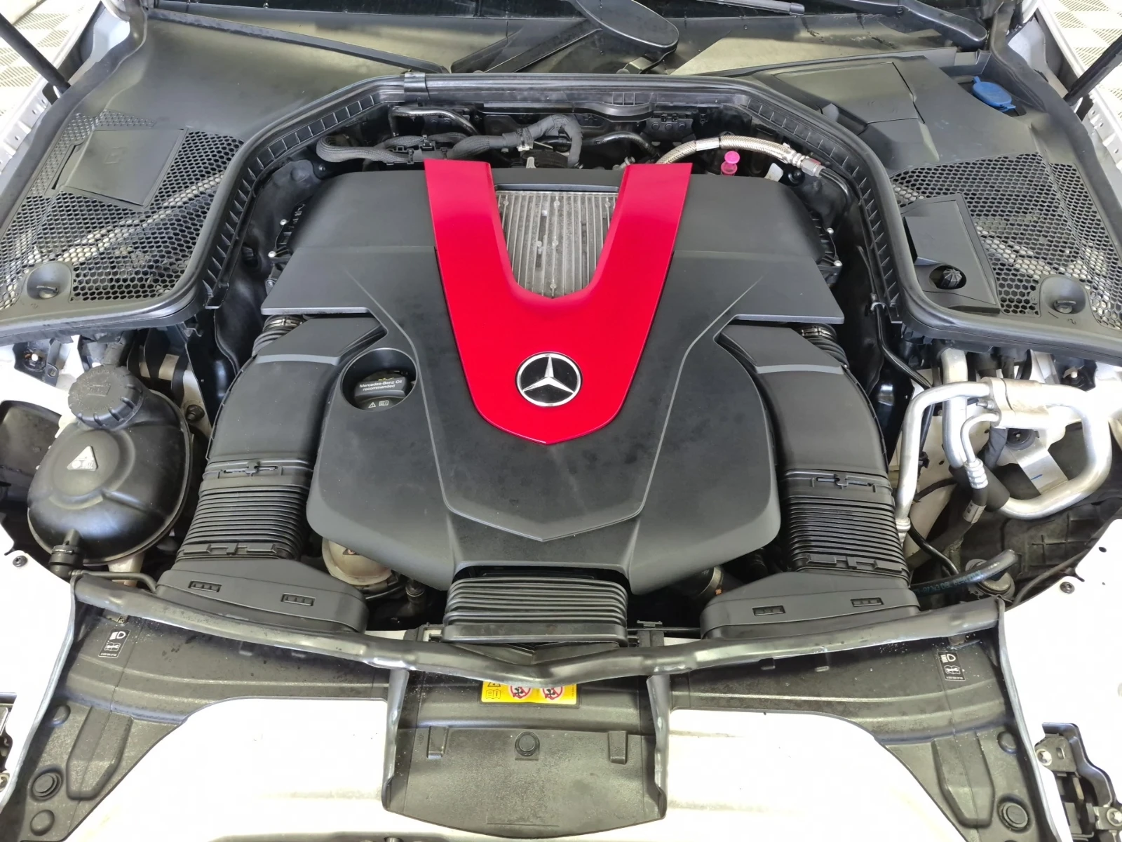 Mercedes-Benz C 43 AMG 360view* Pano* Подгрев* Burmester* , снимка 16 - Автомобили и джипове - 54331317