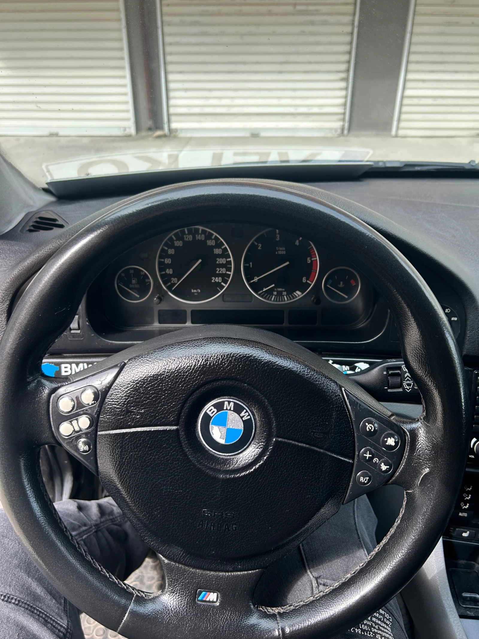 BMW 525 163+ + , снимка 15 - Автомобили и джипове - 54338909