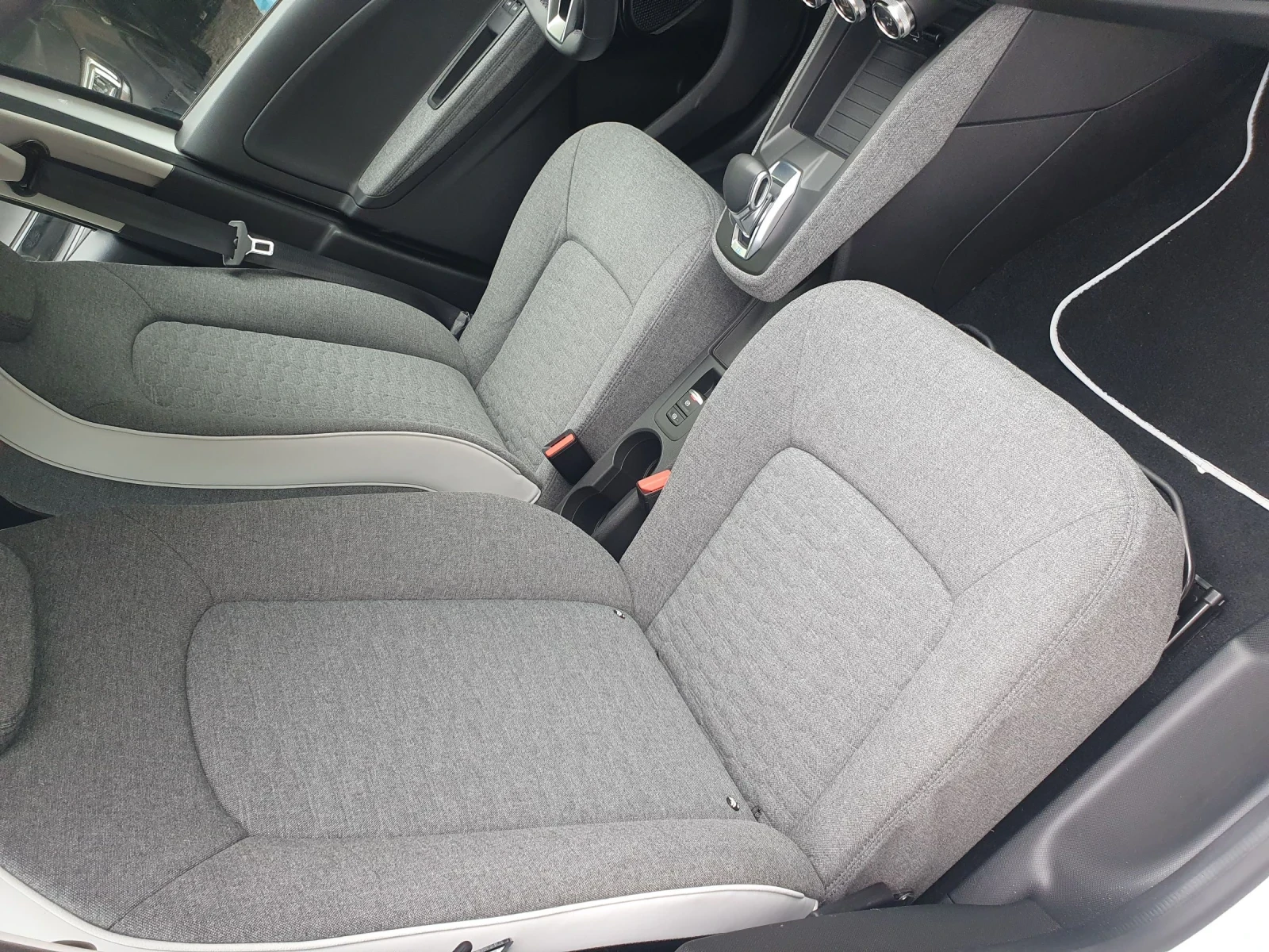 Renault Zoe 52 kwh  NAVI KAMERA NOVA NOVA, снимка 8 - Автомобили и джипове - 54364590