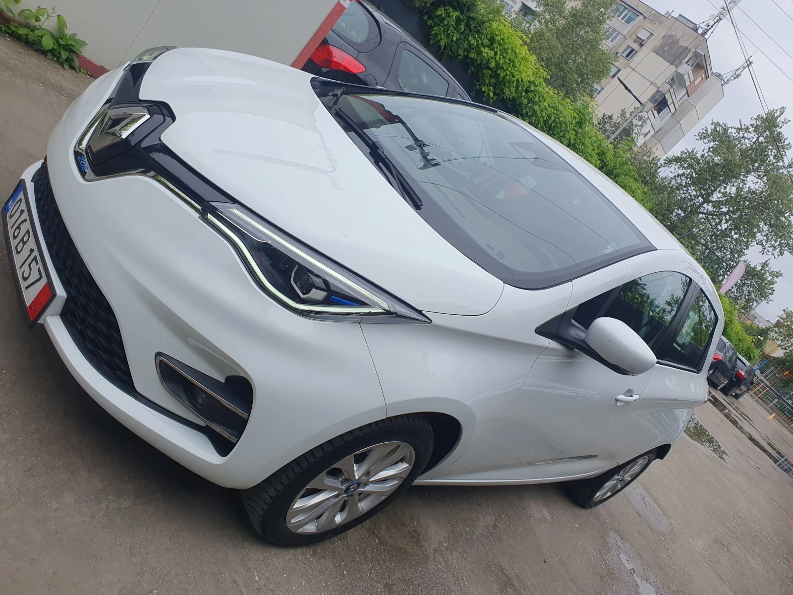 Renault Zoe 52 kwh  NAVI KAMERA NOVA NOVA, снимка 2 - Автомобили и джипове - 54364590