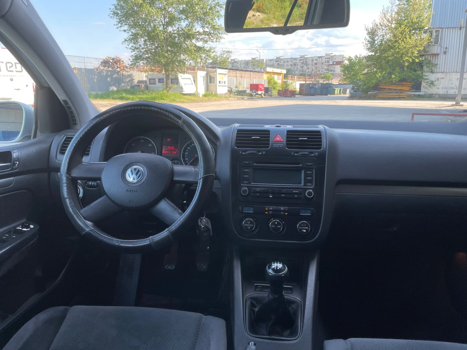 VW Golf 1.9tdi, снимка 6 - Автомобили и джипове - 54436363