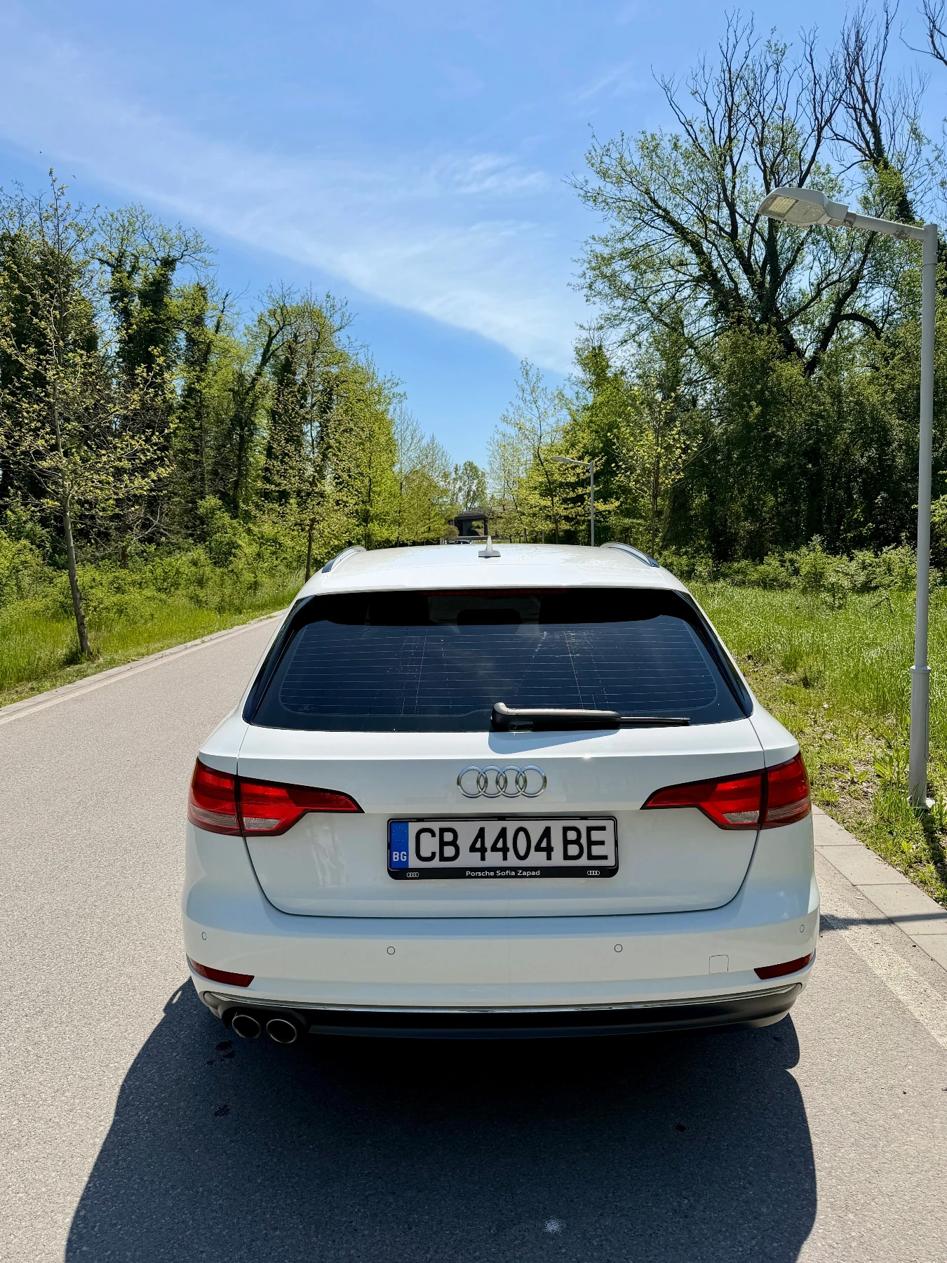 Audi A4 2.0TDI, снимка 4 - Автомобили и джипове - 54439916