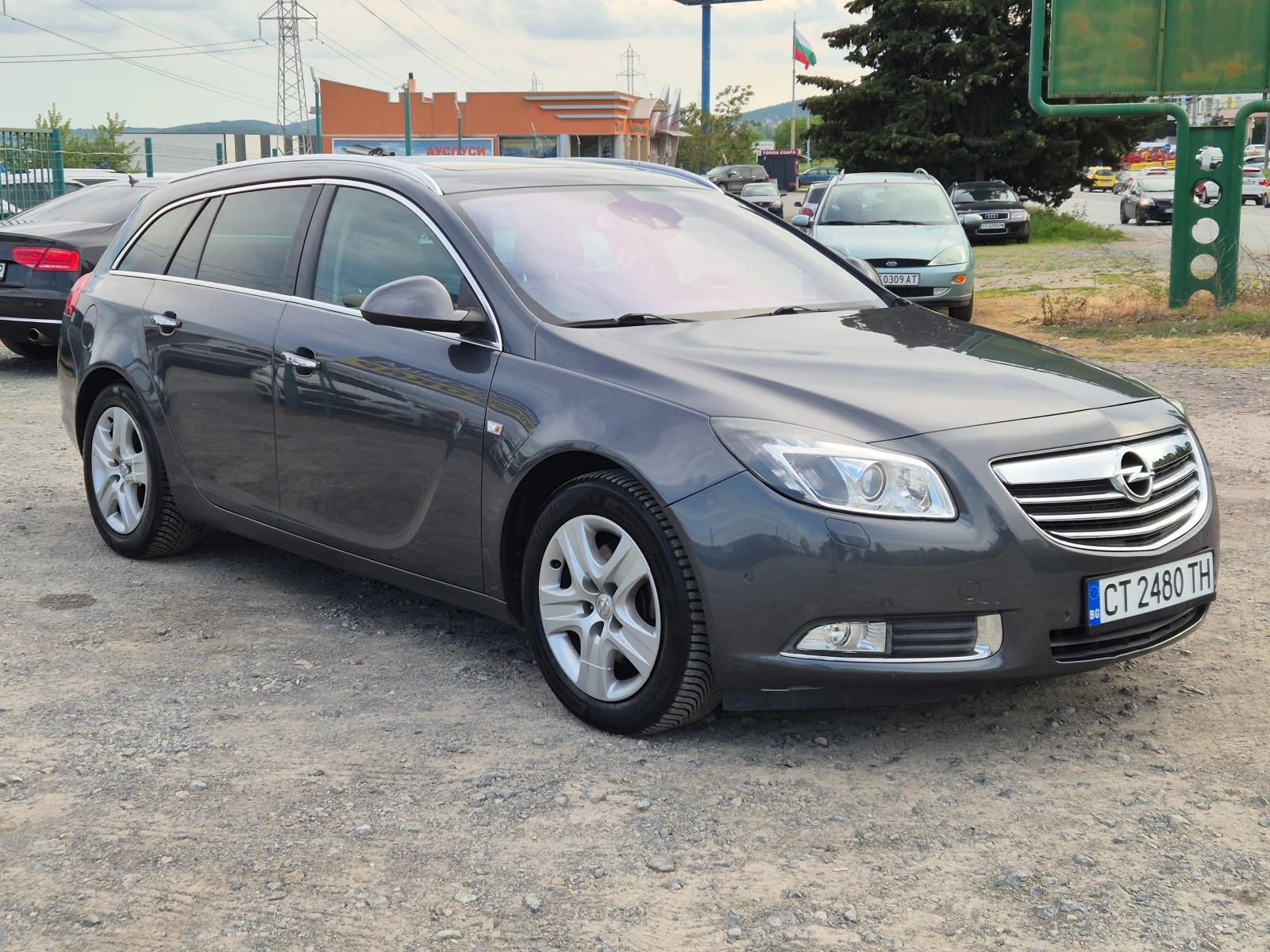 Opel Insignia 2.0CDTI Автомат, снимка 7 - Автомобили и джипове - 54514132