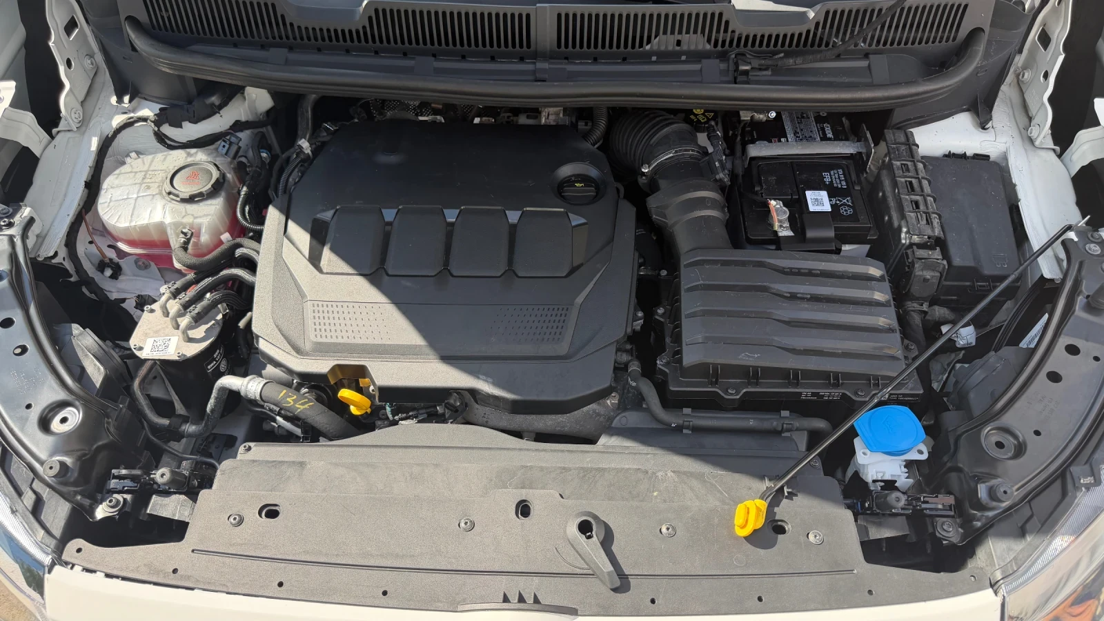 VW Caddy 2.0TDi, 4x4, ШВЕЙЦАРИЯ, ГАРАНЦИОННА, снимка 17 - Автомобили и джипове - 54971747