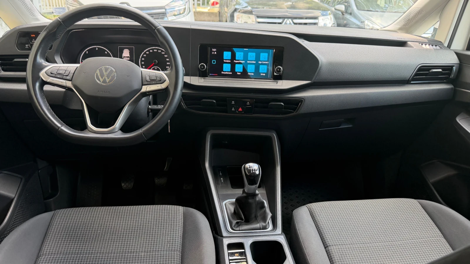 VW Caddy 2.0TDi, 4x4, ШВЕЙЦАРИЯ, ГАРАНЦИОННА, снимка 16 - Автомобили и джипове - 54971747