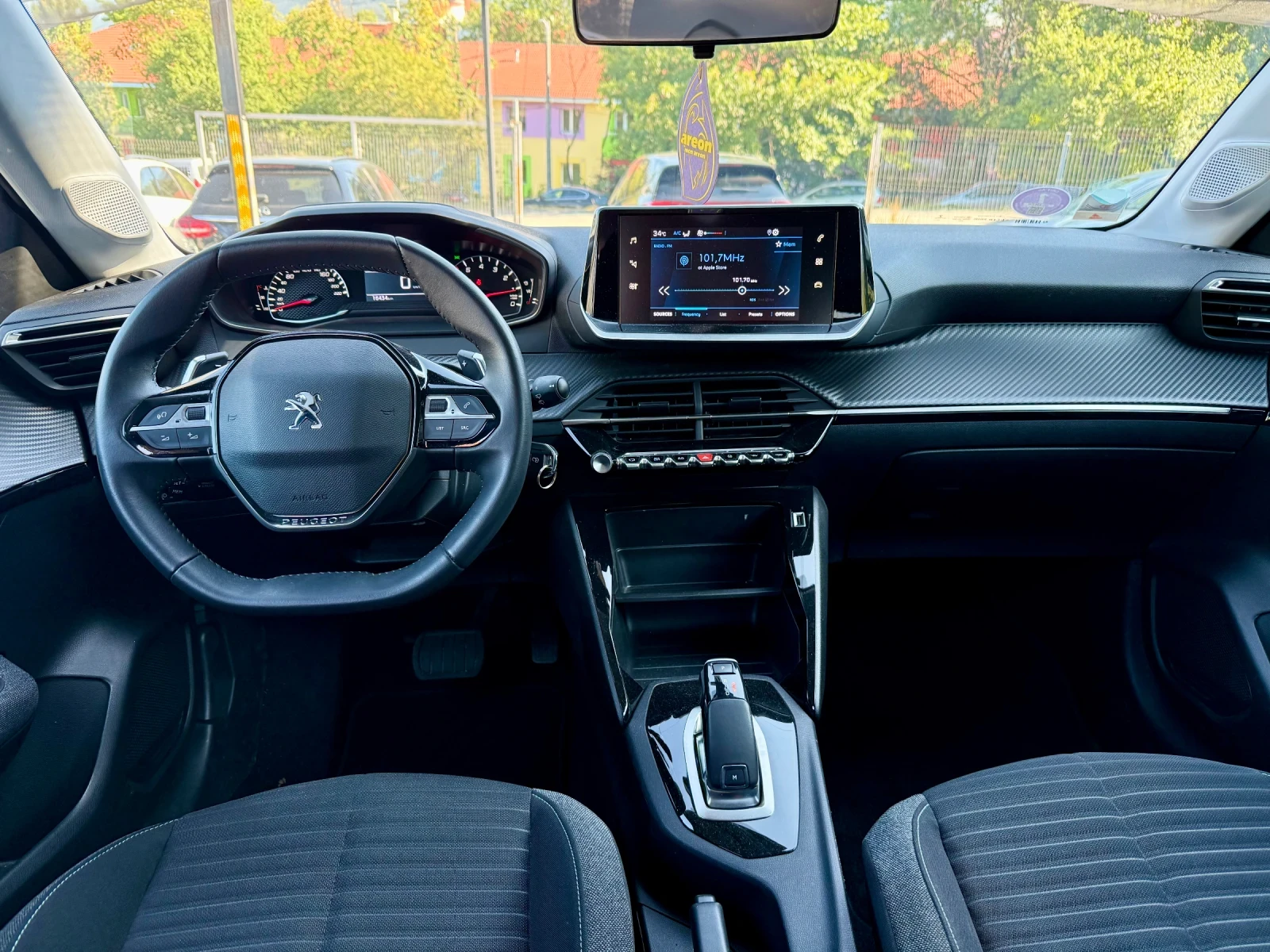 Peugeot 208 STYLE, снимка 10 - Автомобили и джипове - 55474274
