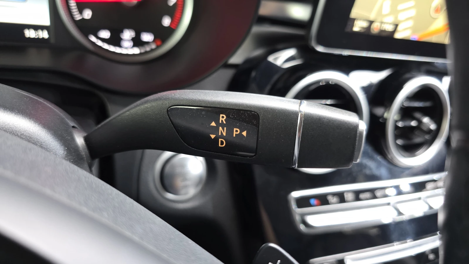 Mercedes-Benz C 200 ЛЮК* КРАЙНА ЦЕНА, снимка 9 - Автомобили и джипове - 55591310