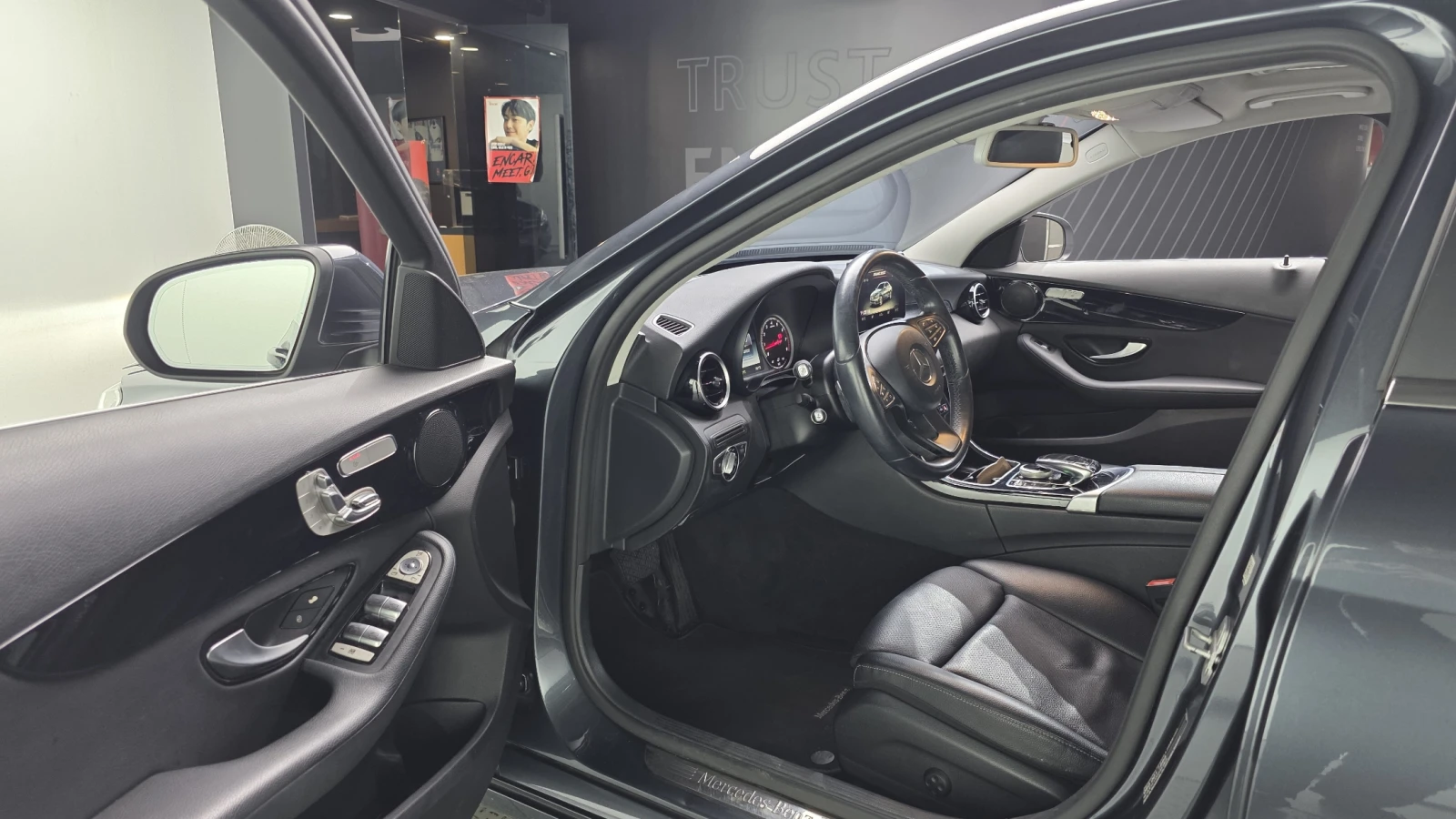 Mercedes-Benz C 200 ЛЮК* КРАЙНА ЦЕНА, снимка 10 - Автомобили и джипове - 55591310