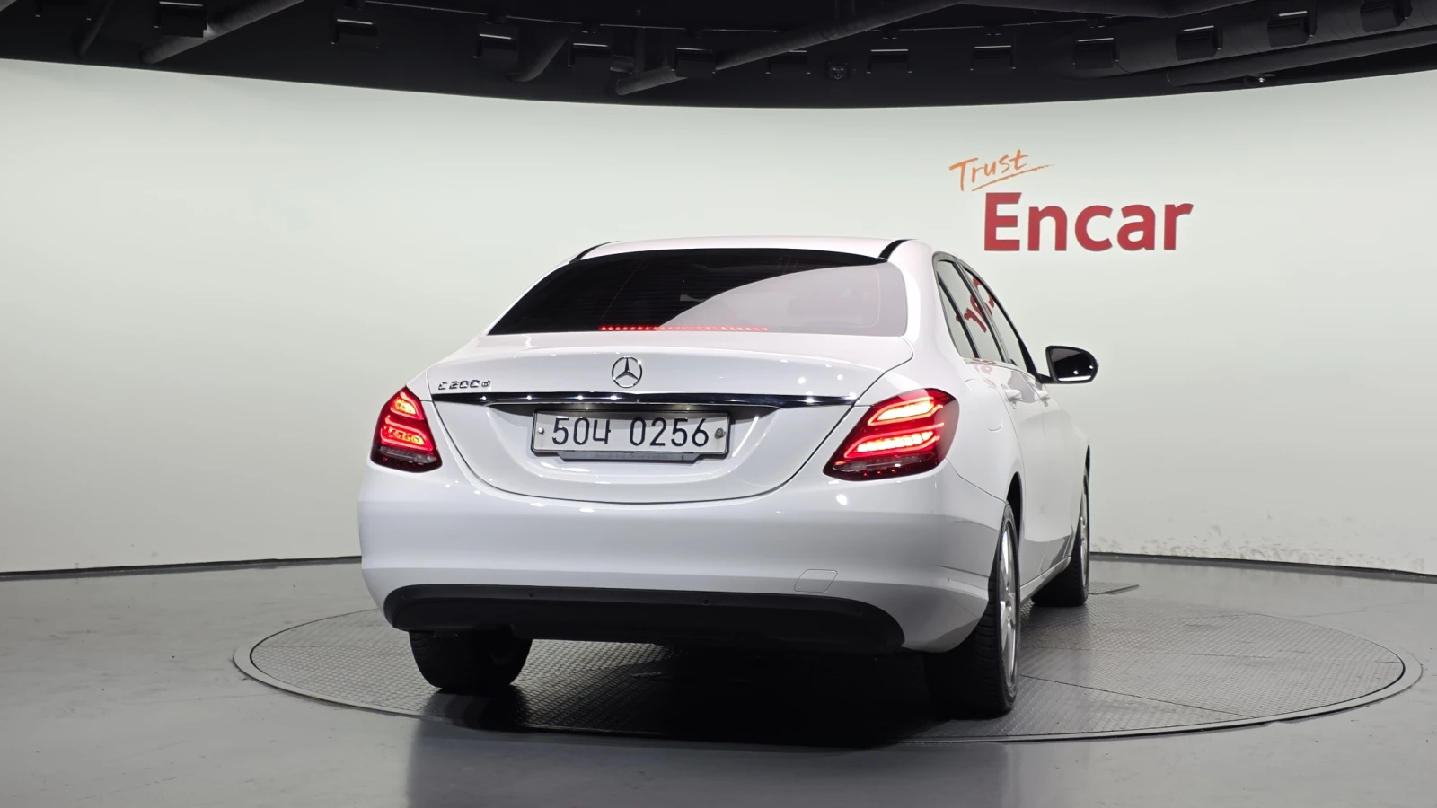 Mercedes-Benz C 200 d* ЛЮК* КРАЙНА ЦЕНА, снимка 4 - Автомобили и джипове - 55591310