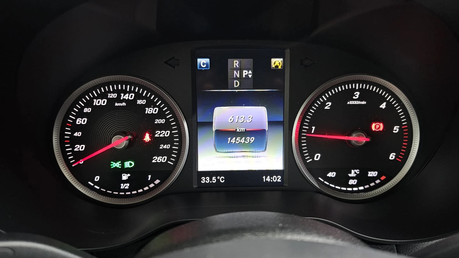 Mercedes-Benz C 200 d* ЛЮК* КРАЙНА ЦЕНА, снимка 8 - Автомобили и джипове - 55591310