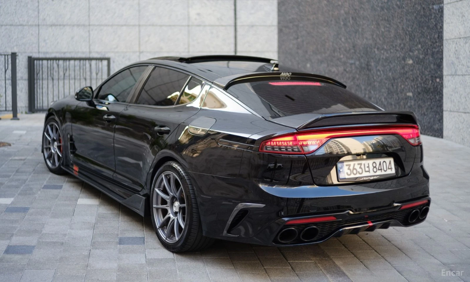 Kia Stinger 2.0 TURBO PLATINUM* ОБДУХ* 360* HUD* АВТОКРЕДИТ, снимка 4 - Автомобили и джипове - 55624609