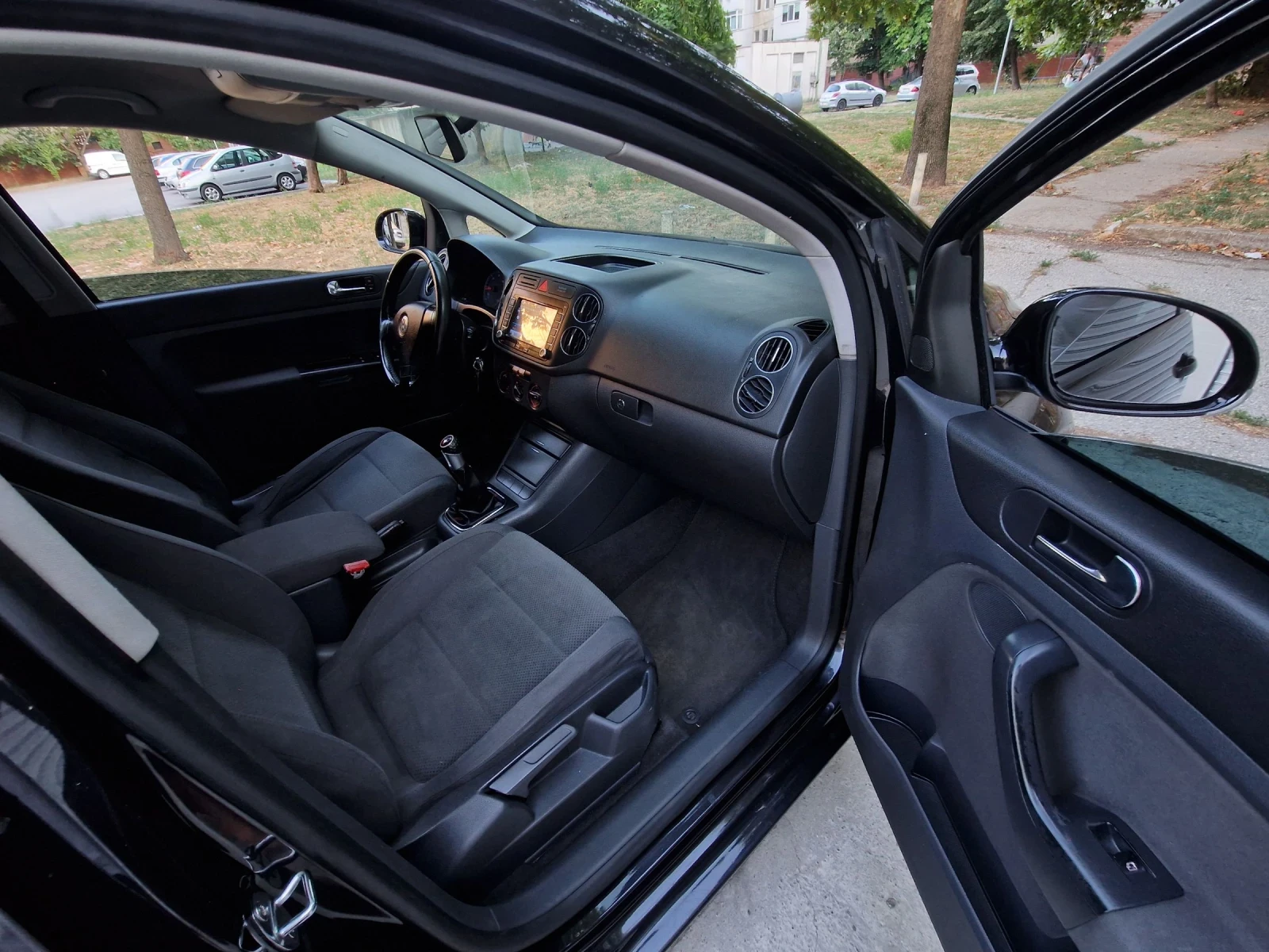 VW Golf 1.9TDI 105к.с., снимка 8 - Автомобили и джипове - 55666157