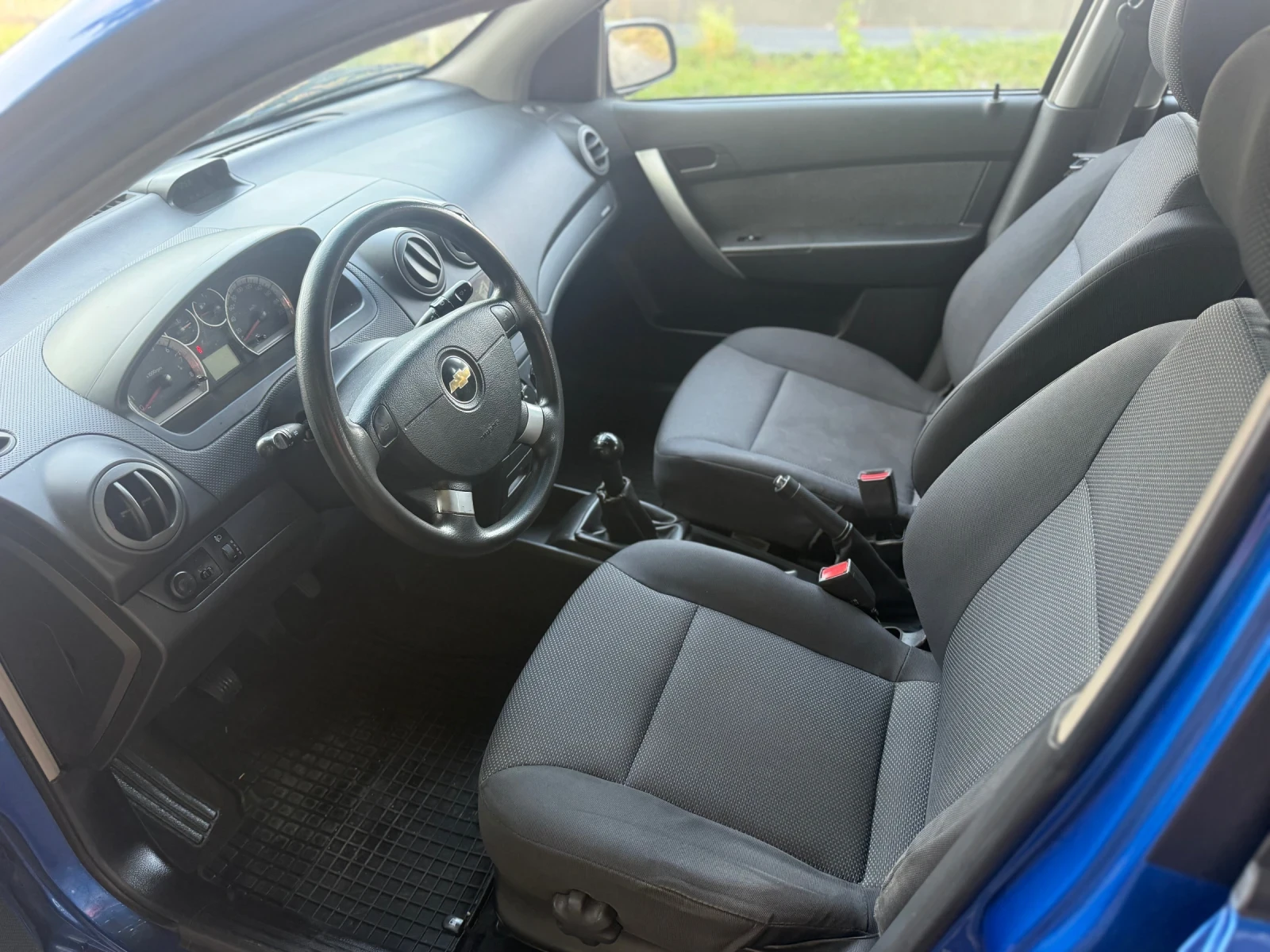 Chevrolet Aveo 1.2 I 75k.c. 90Хил.км., снимка 9 - Автомобили и джипове - 55905520