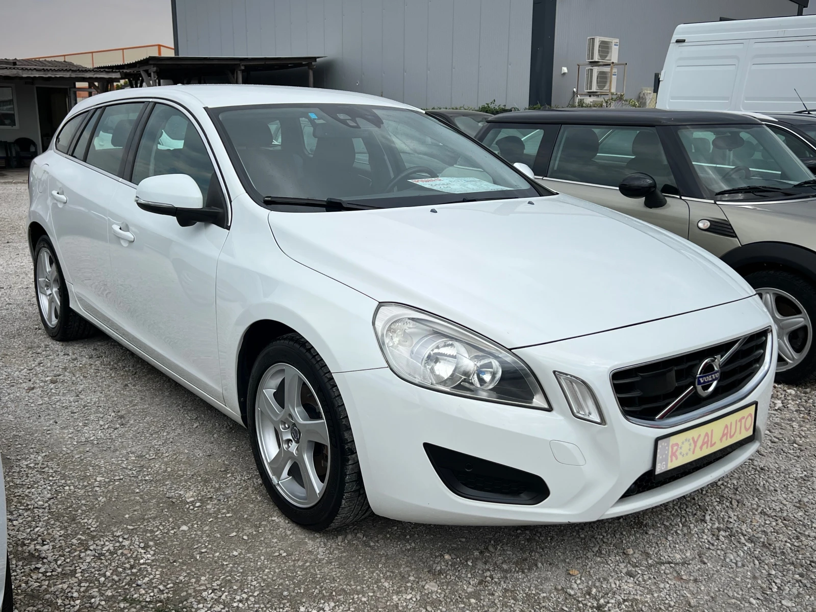 Volvo V60 ЛИЗИНГ-КОЖА-КЛИМА-ТОП СЪСТОЯНИЕ, снимка 3 - Автомобили и джипове - 56041890
