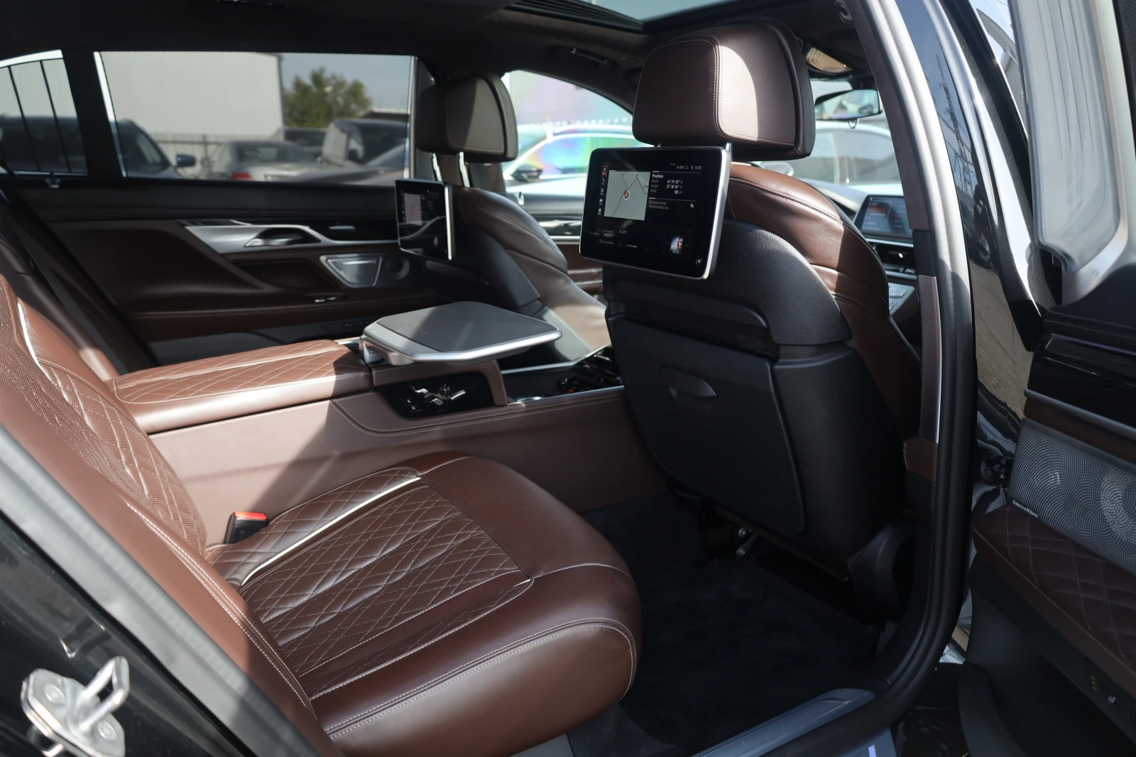 BMW 740 d L xD Exclusive LASER MASSAGE NightVIS TV Обдухв