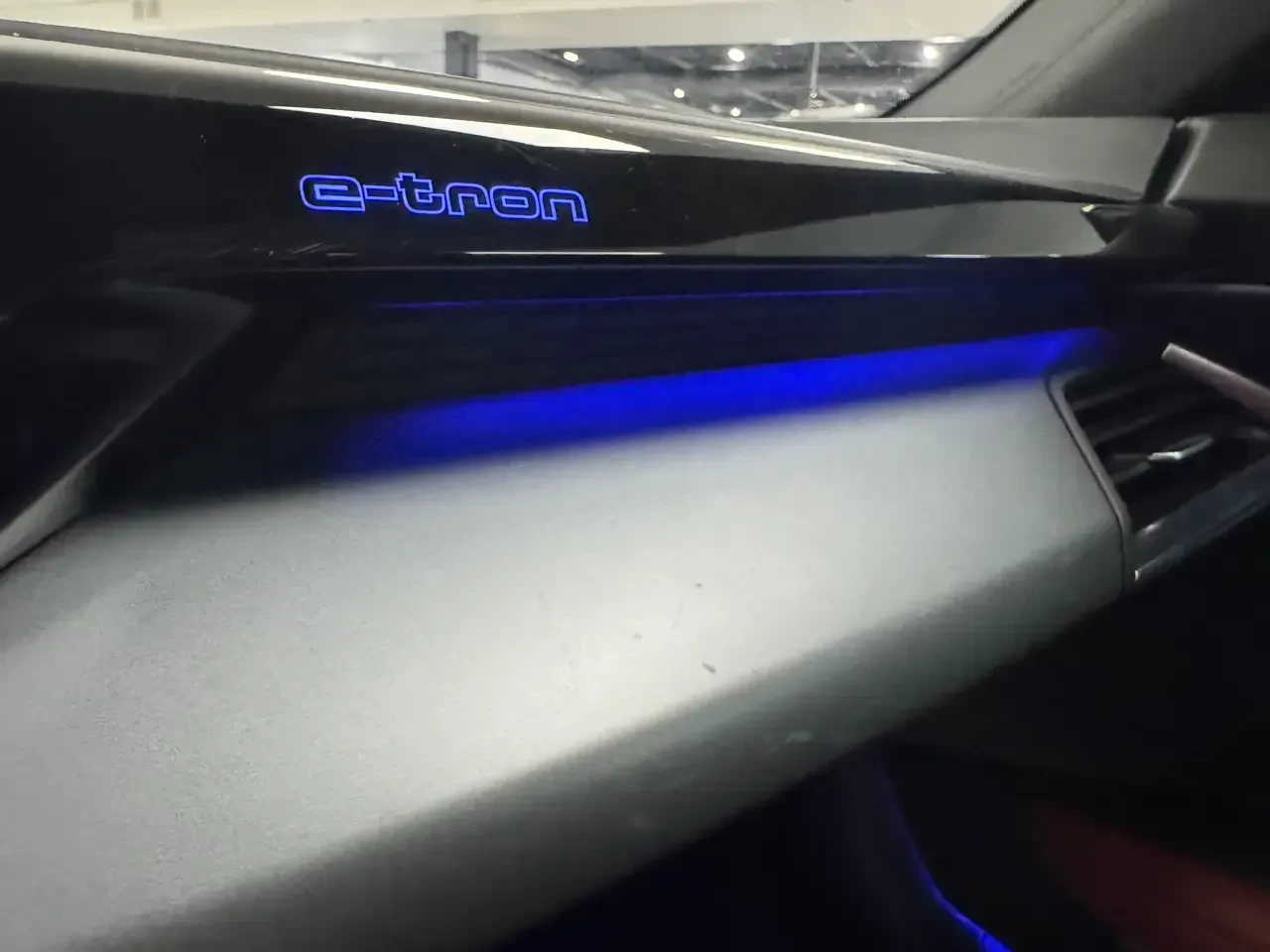 Audi E-Tron GT QUATTRO/�����/��������/������� ����/������ ���� | Mobile.bg � ����������� 11