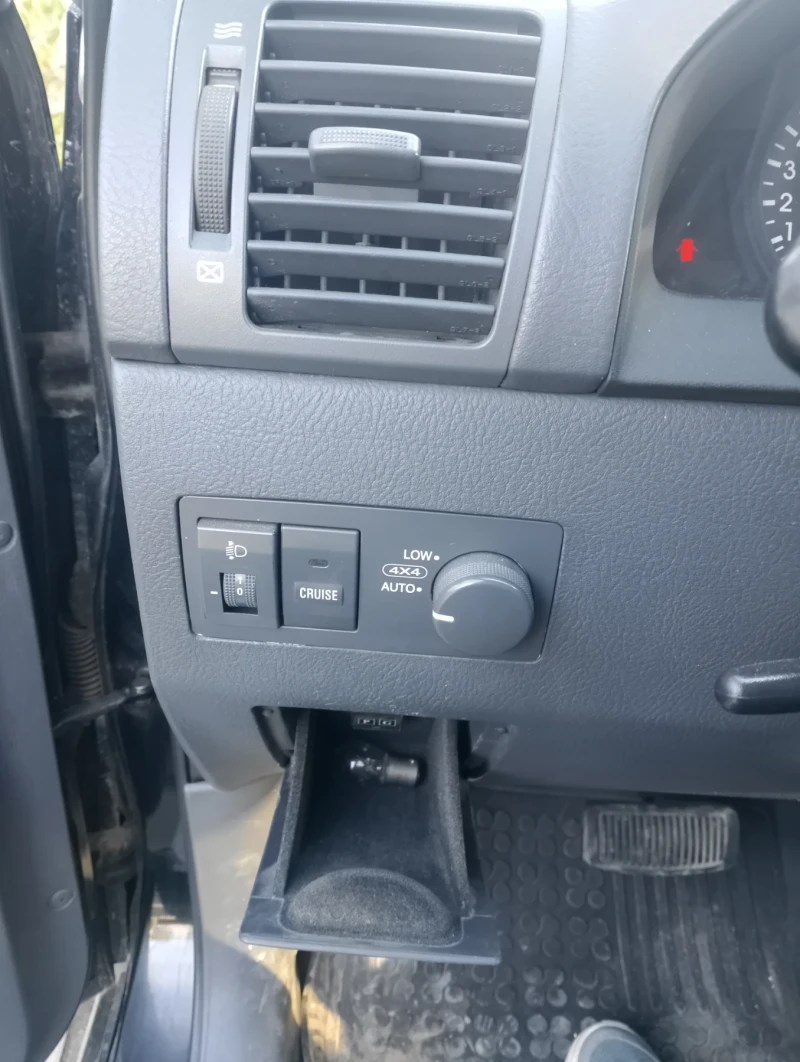 Kia Sorento, снимка 14 - Автомобили и джипове - 52384696