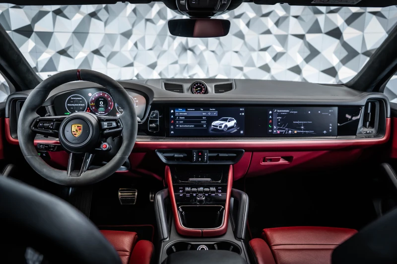 Porsche Cayenne Turbo GT E-Hybrid Couе?* Carbon* Alcantara, снимка 11 - Автомобили и джипове - 52830471