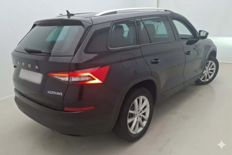 Skoda Kodiaq 1.5 TSI Business, снимка 3 - Автомобили и джипове - 53032225