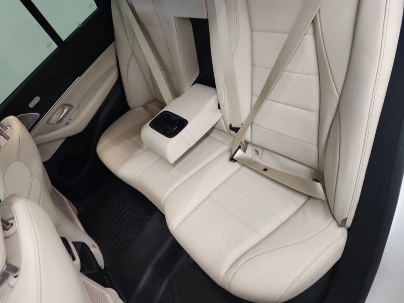 Mercedes-Benz GLE 350 / BANG & OLUFSEN / 360 / PAMETI / CARFAX, снимка 13 - Автомобили и джипове - 53248058