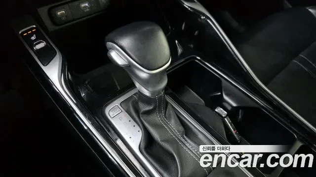 Kia Sorento Diesel 2.2 2WD, снимка 12 - Автомобили и джипове - 54089408