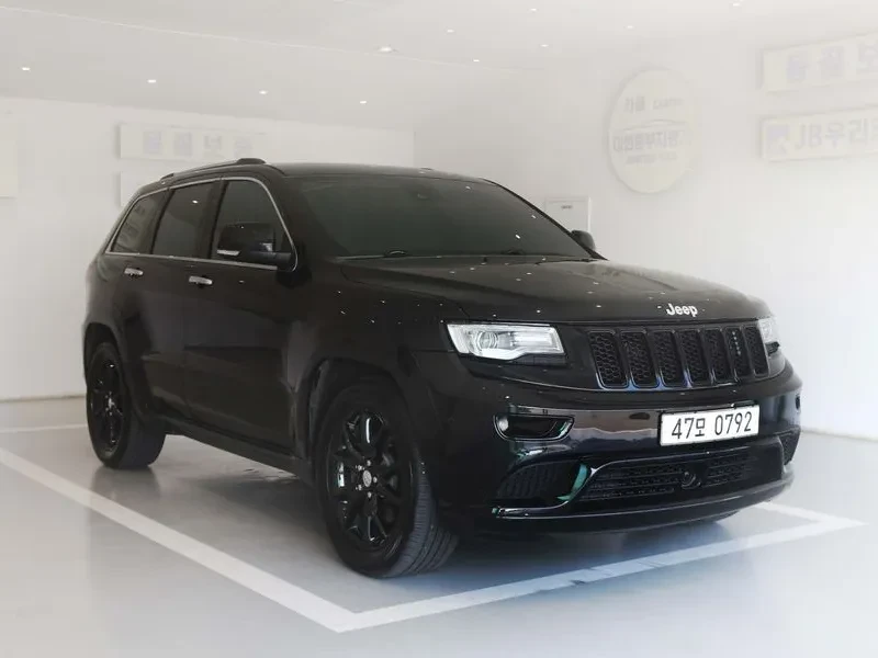 Jeep Grand cherokee 3.0 Diesel Overland Summit Wk2, снимка 7 - Автомобили и джипове - 55190097