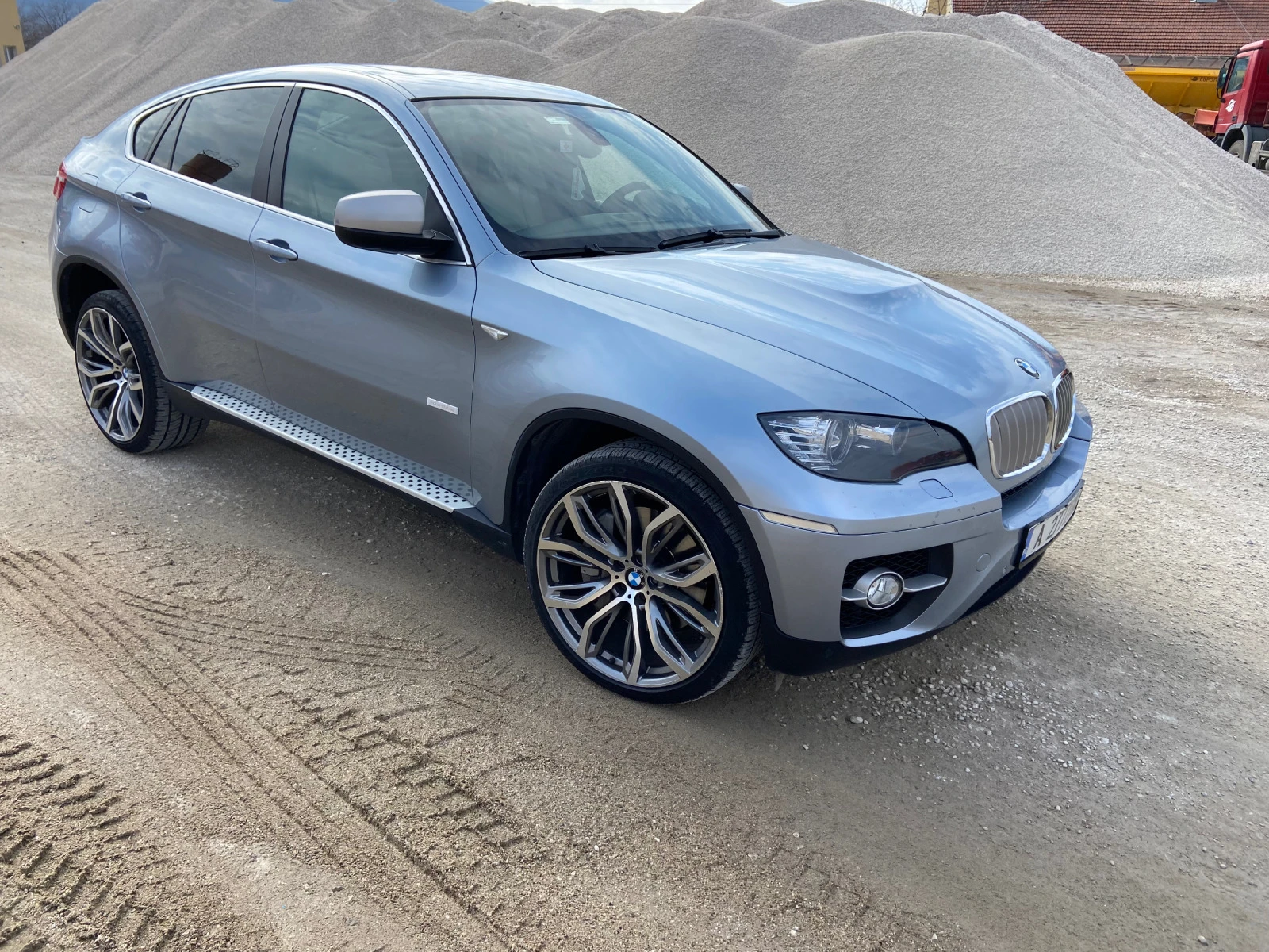 BMW X6 Hibrid - изображение 8