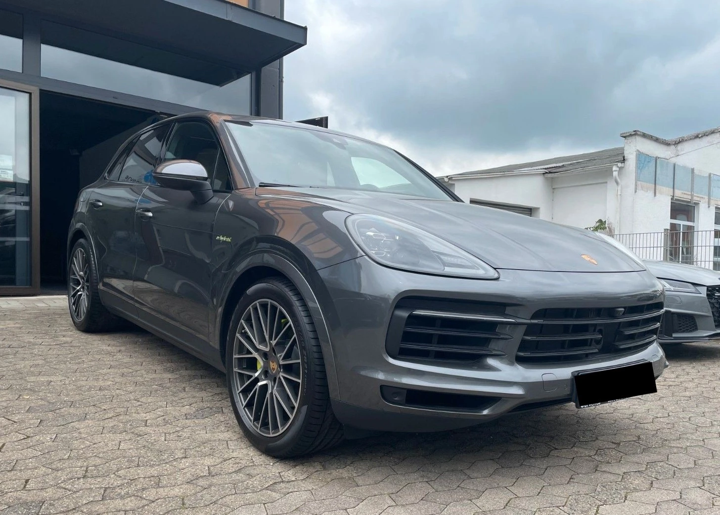 Porsche Cayenne E- HYBRID PANO HEAD-UP BOSE SPORT CHRONO - изображение 2