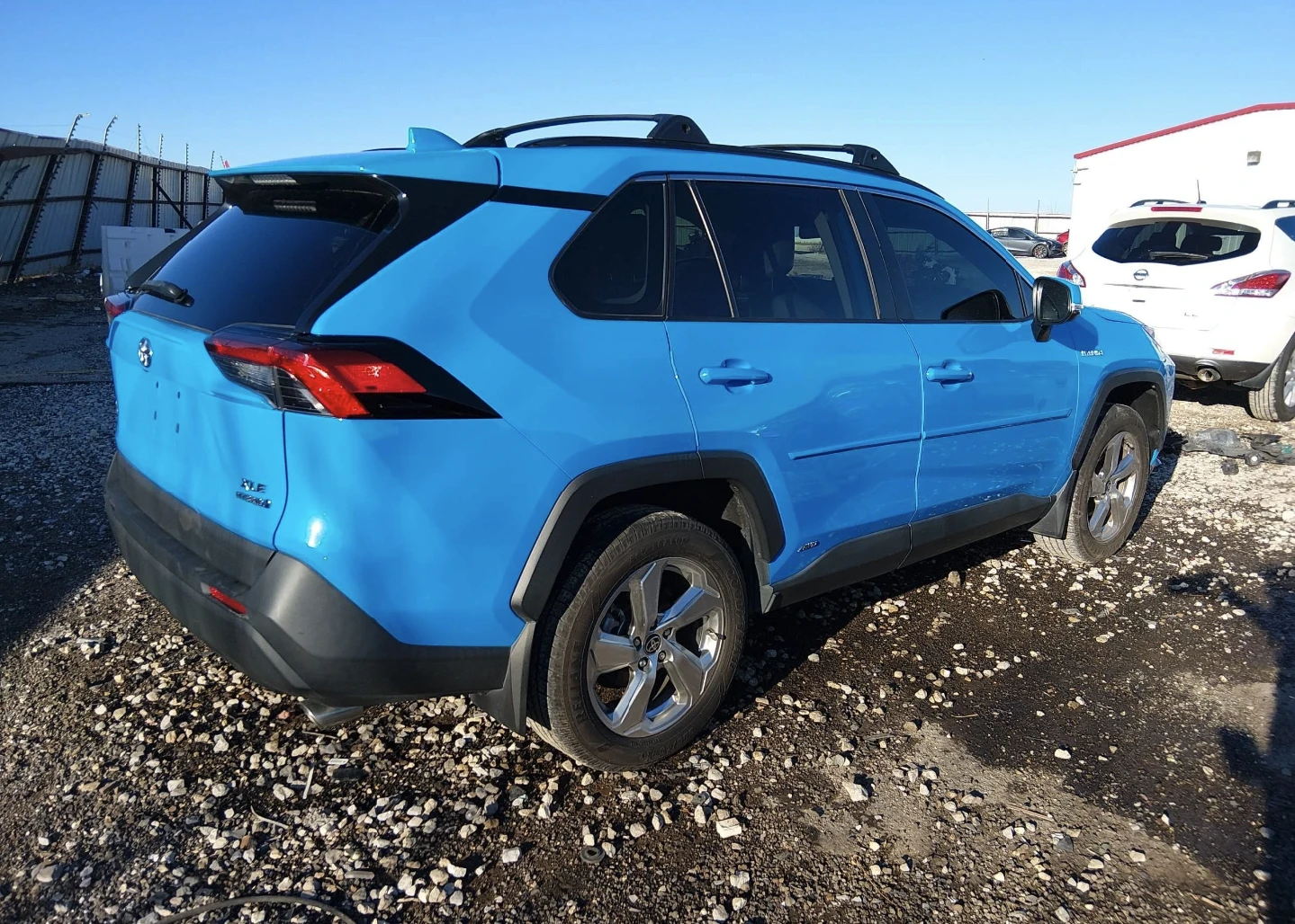 Toyota Rav4 HYBRID XLE PREMIUM - изображение 4