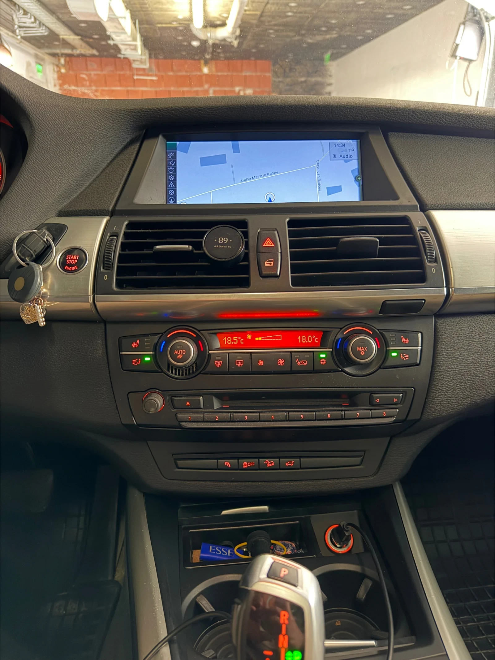 BMW X5 40d xDrive/M-Pack/Face/, снимка 14 - Автомобили и джипове - 53756610