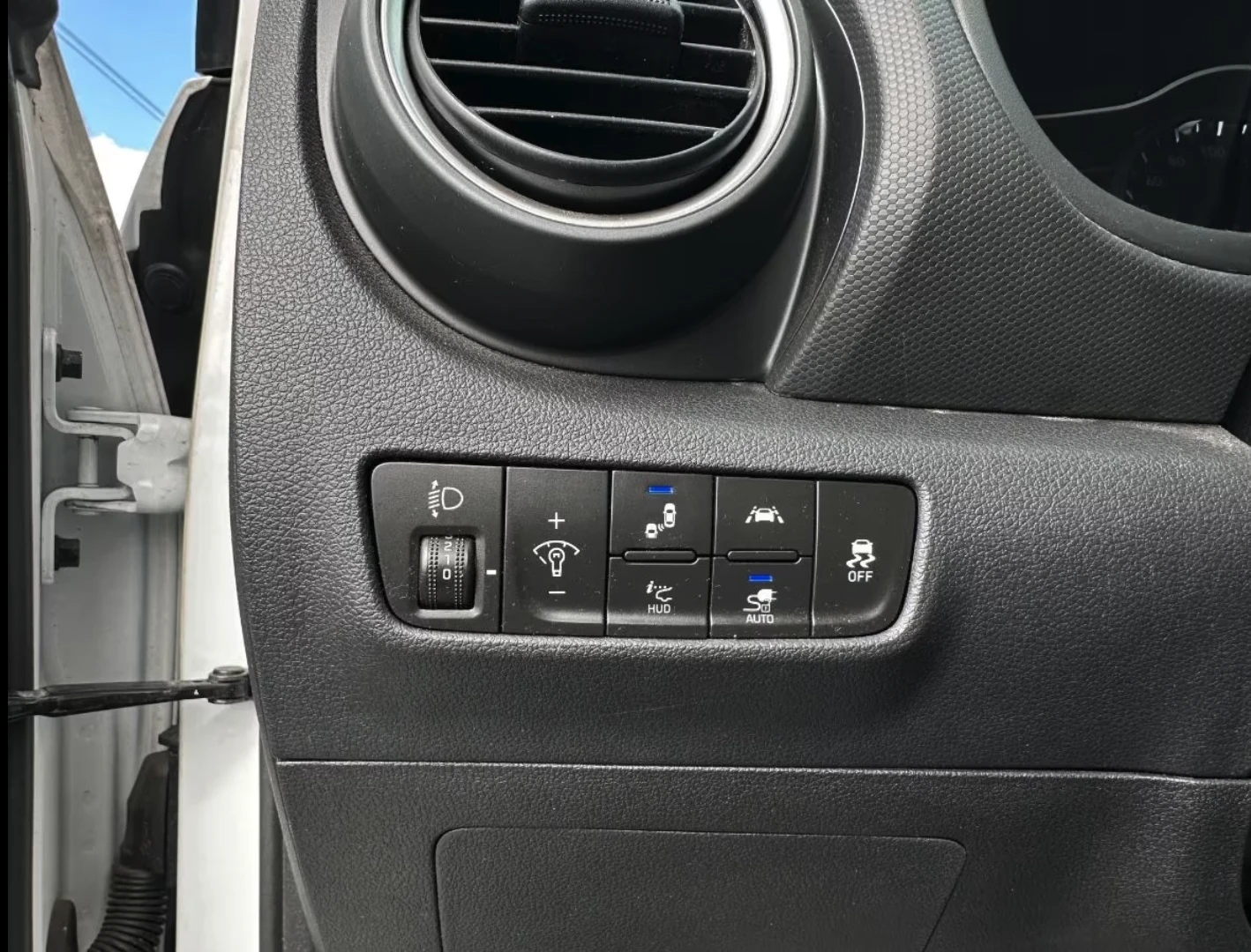 Hyundai Kona Fashion, снимка 7 - Автомобили и джипове - 54219535