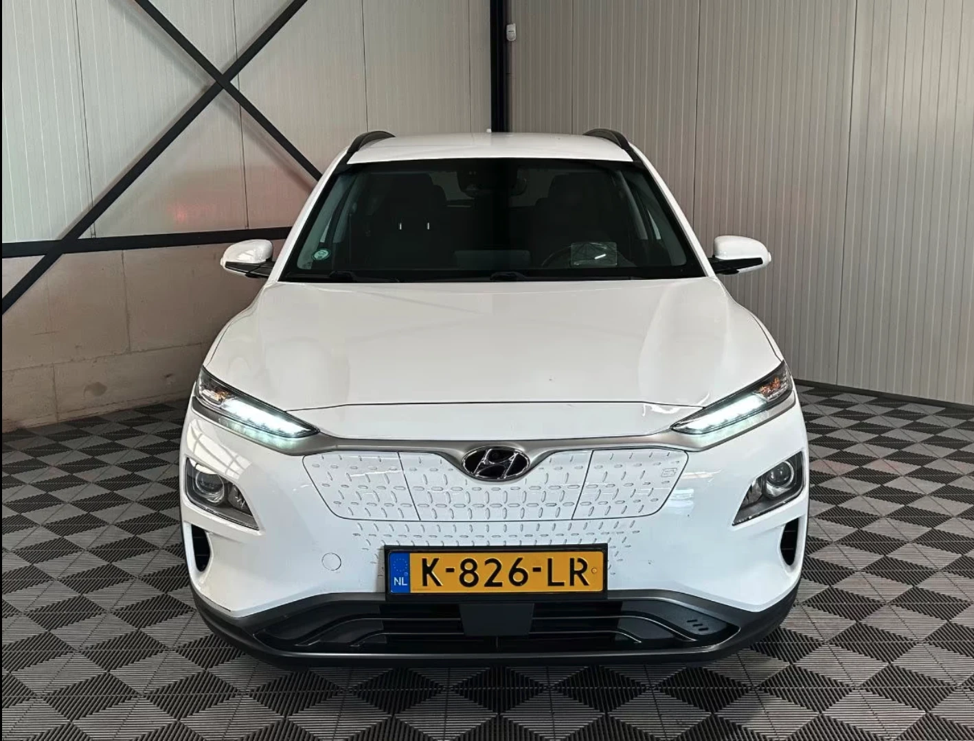 Hyundai Kona Fashion, снимка 16 - Автомобили и джипове - 54219535